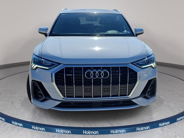 Used 2025 Audi Q3 2.0T Premium w/ Convenience Package AWD/4WD image 3