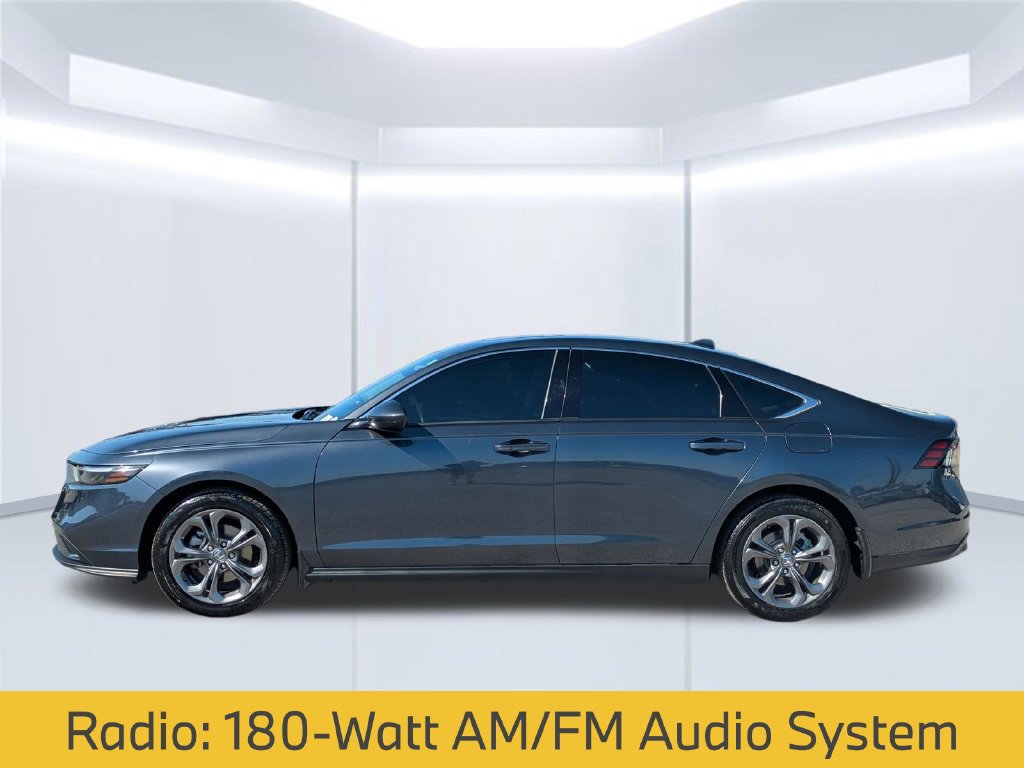 Used 2024 Honda Accord EX image 2