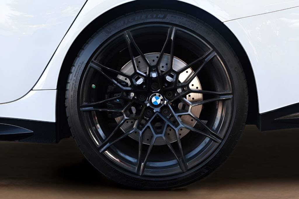Used 2022 BMW M3 w/ Executive Package RWD image 16