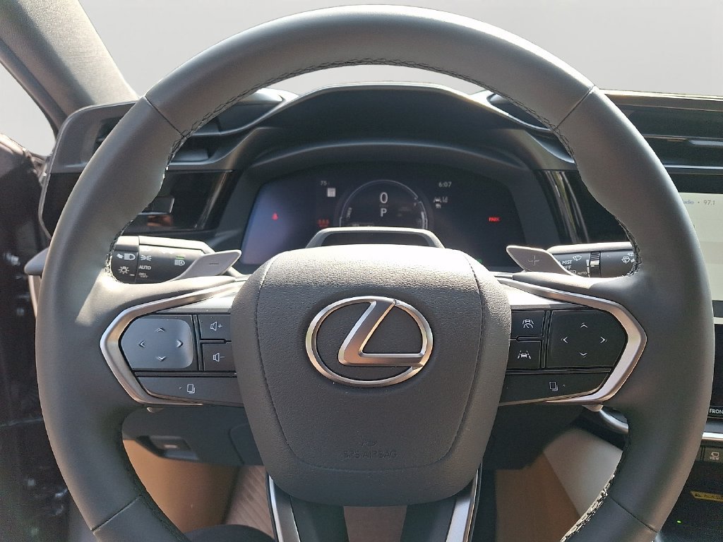 Used 2026 Lexus RZ 350e 2WD w/ Technology Package image 21