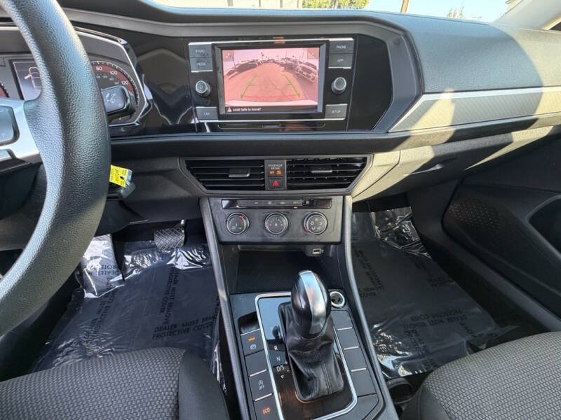 Used 2019 Volkswagen Jetta S w/ Driver Assistance Package FWD image 14