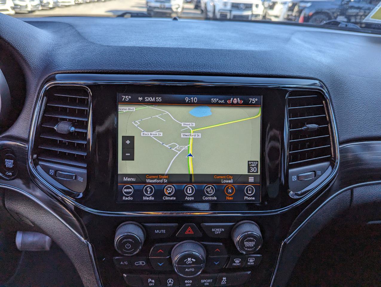 Used 2019 Jeep Grand Cherokee Limited AWD/4WD image 20