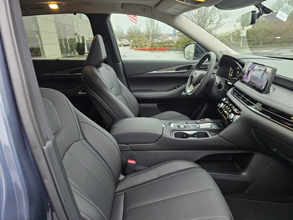New 2026 INFINITI QX60 Luxe image 11