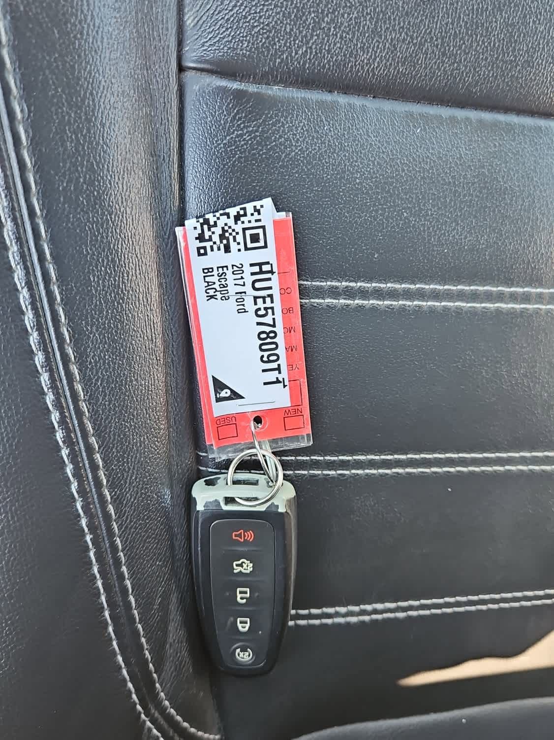 Used 2017 Ford Escape Titanium image 20