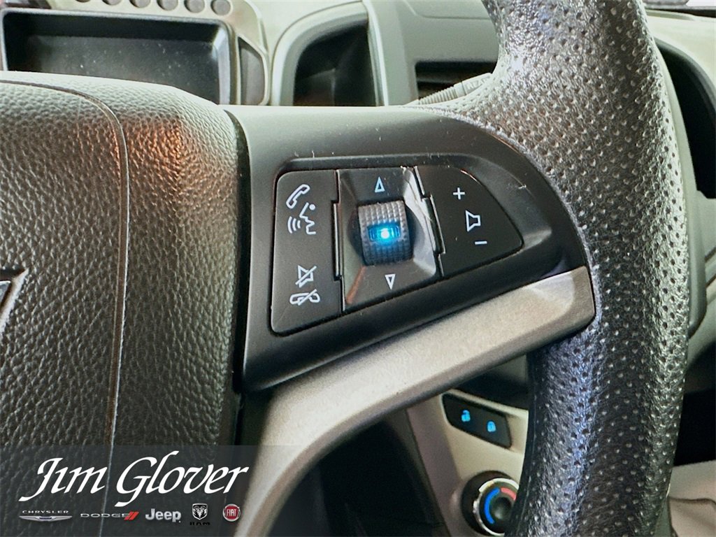 Used 2013 Chevrolet Sonic LS image 27