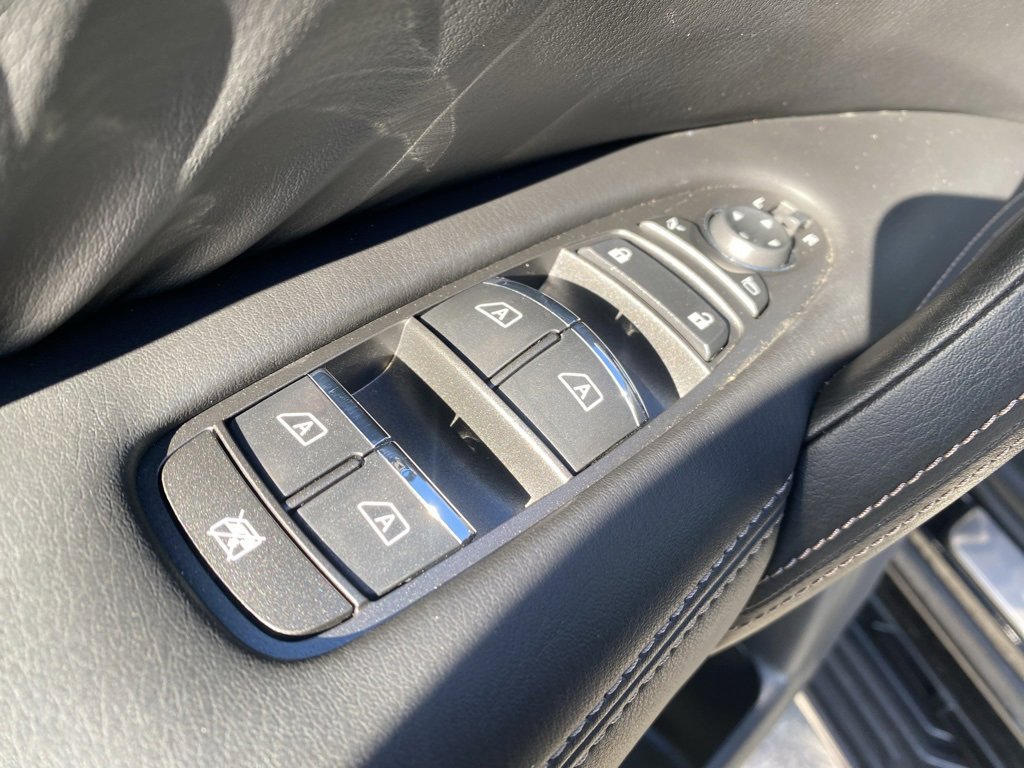 Used 2024 Nissan Armada Platinum w/ Cargo Package image 13