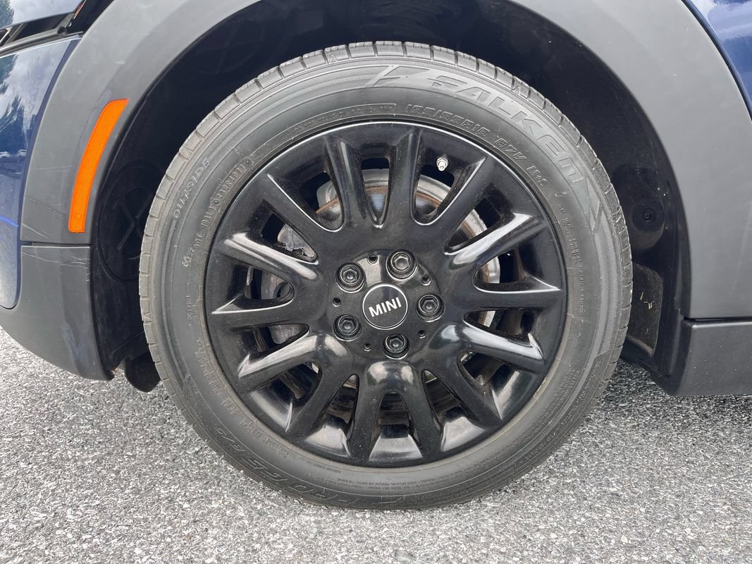 Used 2017 MINI Cooper 4-Door Hardtop FWD image 22