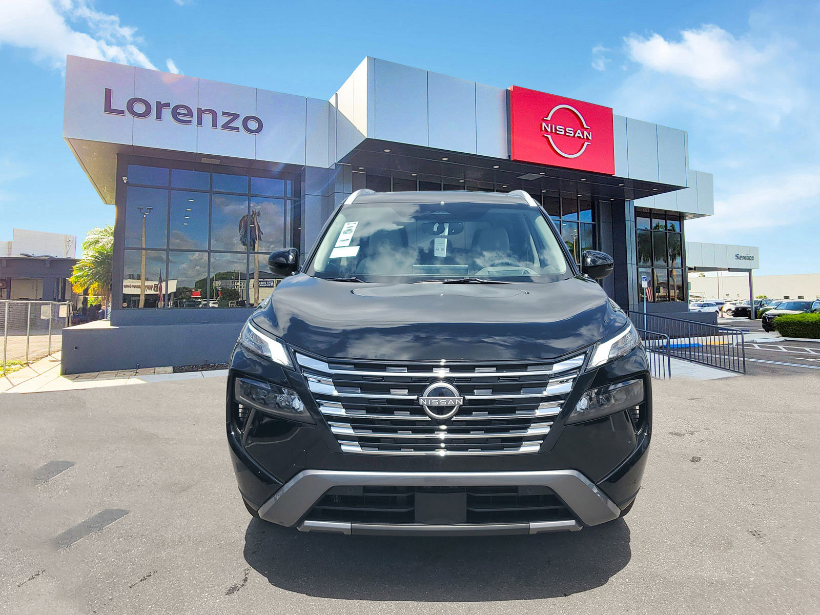 New 2025 Nissan Rogue SL w/ SL Premium Package image 2