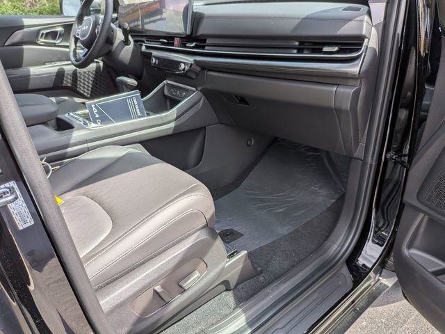 New 2026 Kia Carnival SX w/ SX Dark Edition Package FWD image 27