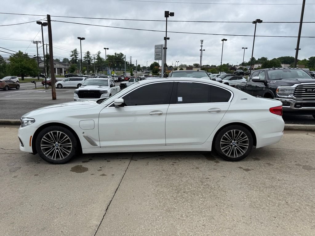 Used 2018 BMW 530e RWD image 9