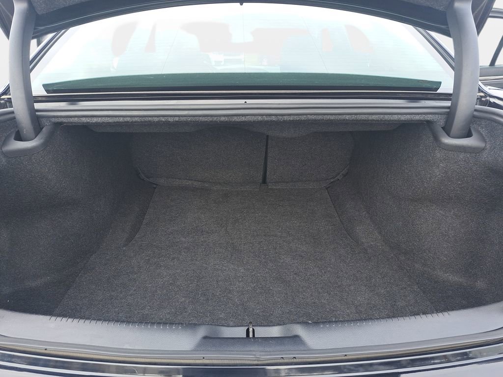 Used 2022 Chrysler 300 Touring AWD/4WD image 13