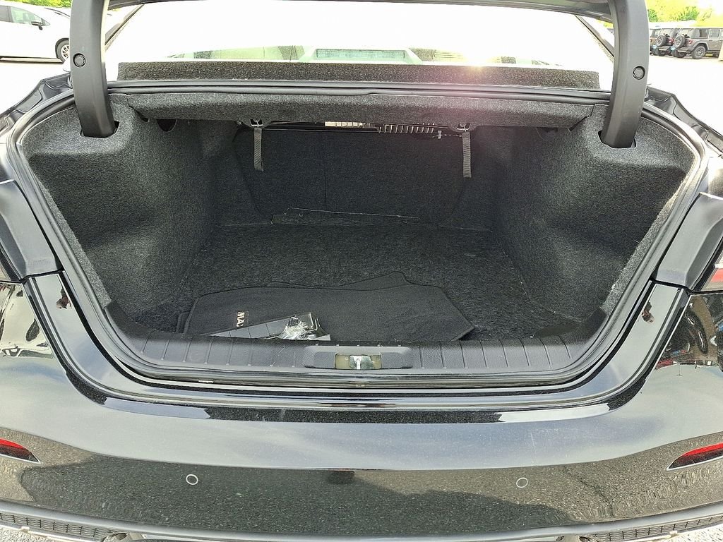 Used 2023 Nissan Maxima Platinum FWD image 29