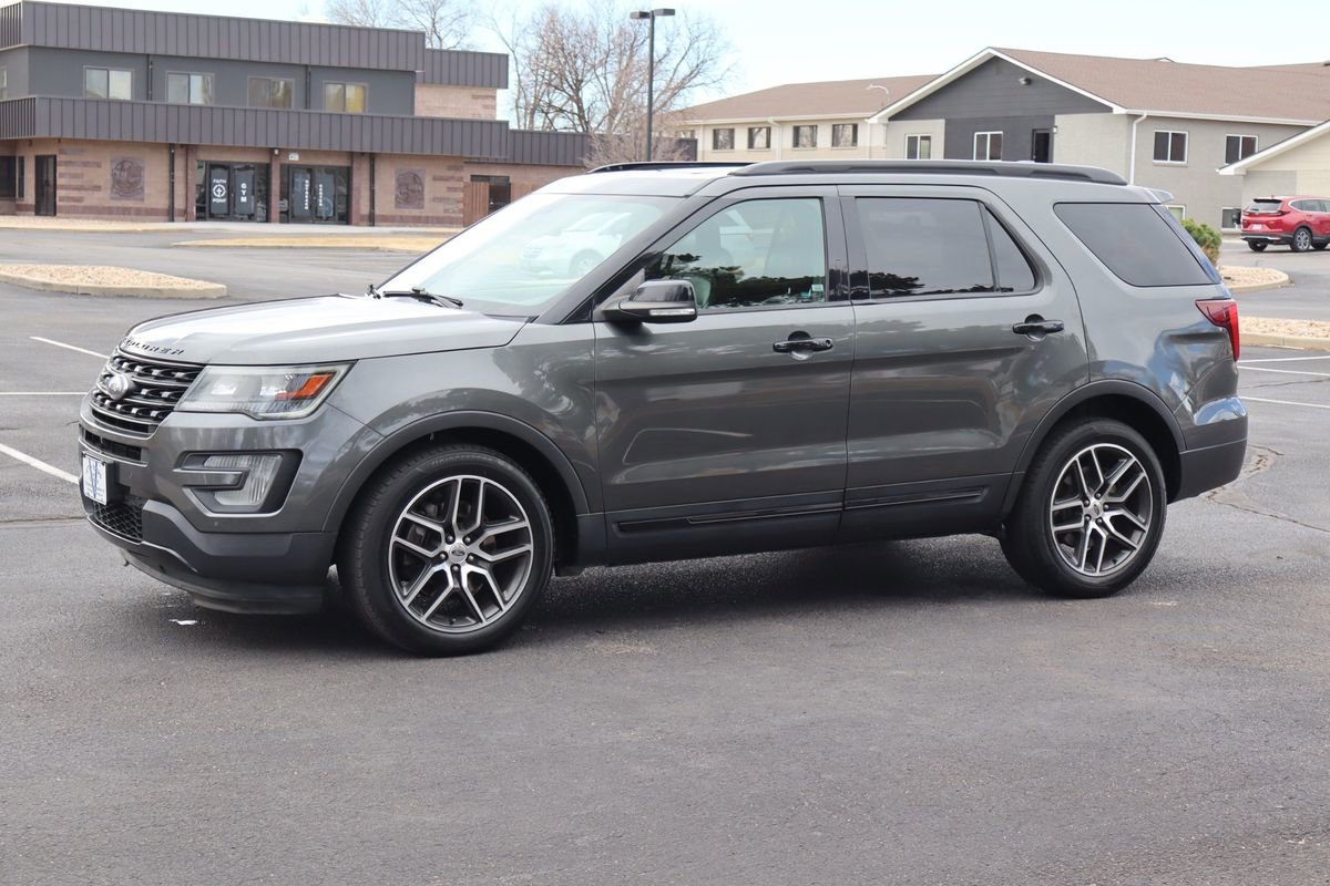 Used 2016 Ford Explorer Sport w/ Equipment Group 401A image 10