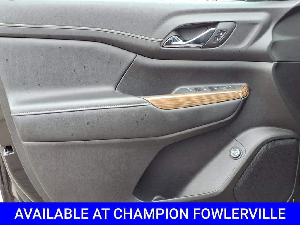 Certified 2023 GMC Acadia SLE w/ Driver Convenience Package FWD image 17