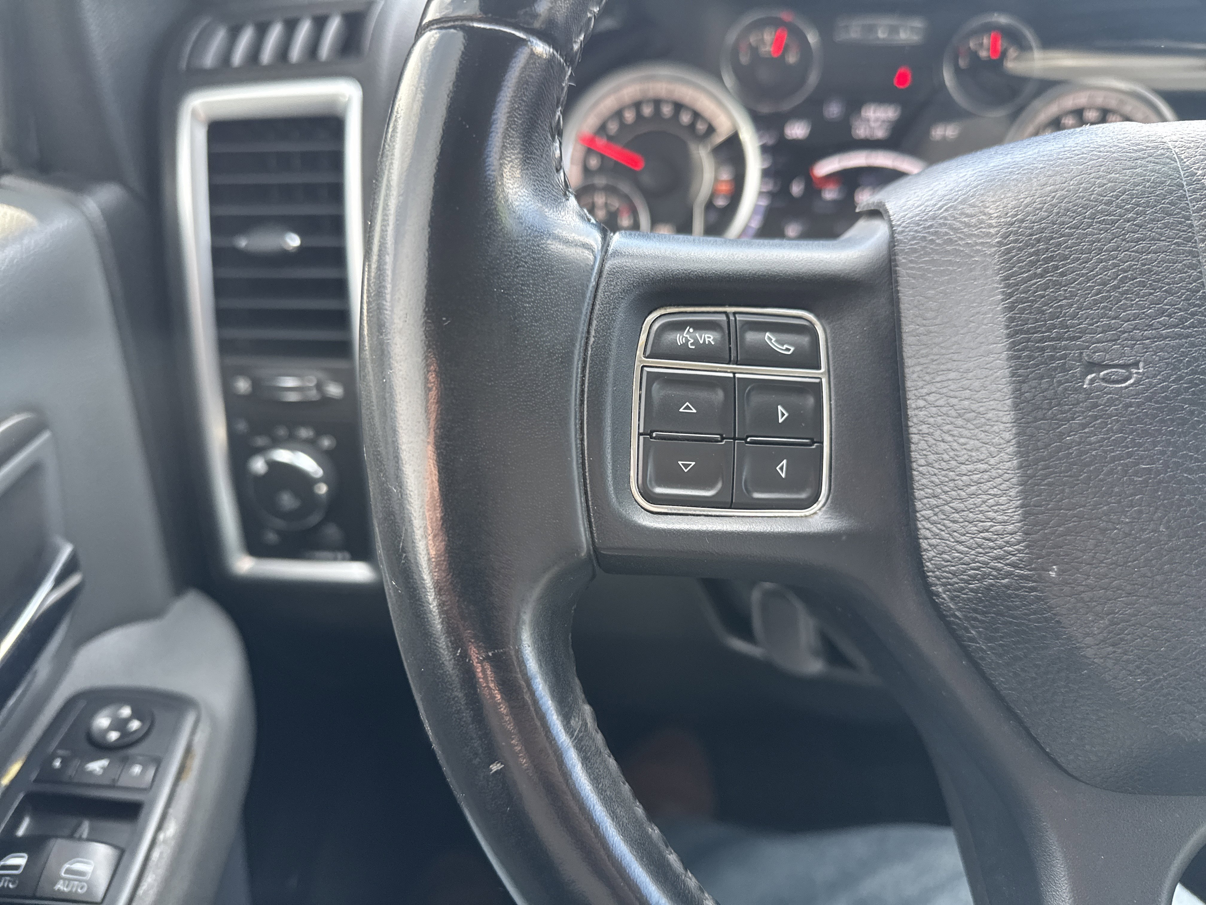 Used 2019 RAM 1500 Big Horn image 18