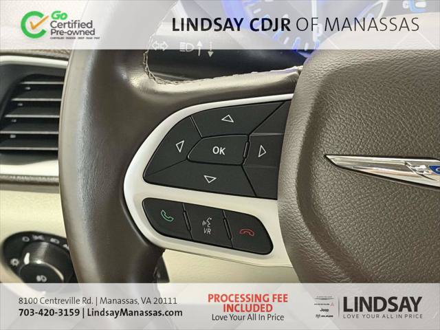 Certified 2017 Chrysler Pacifica Touring-L w/ Tire & Wheel Group FWD image 32