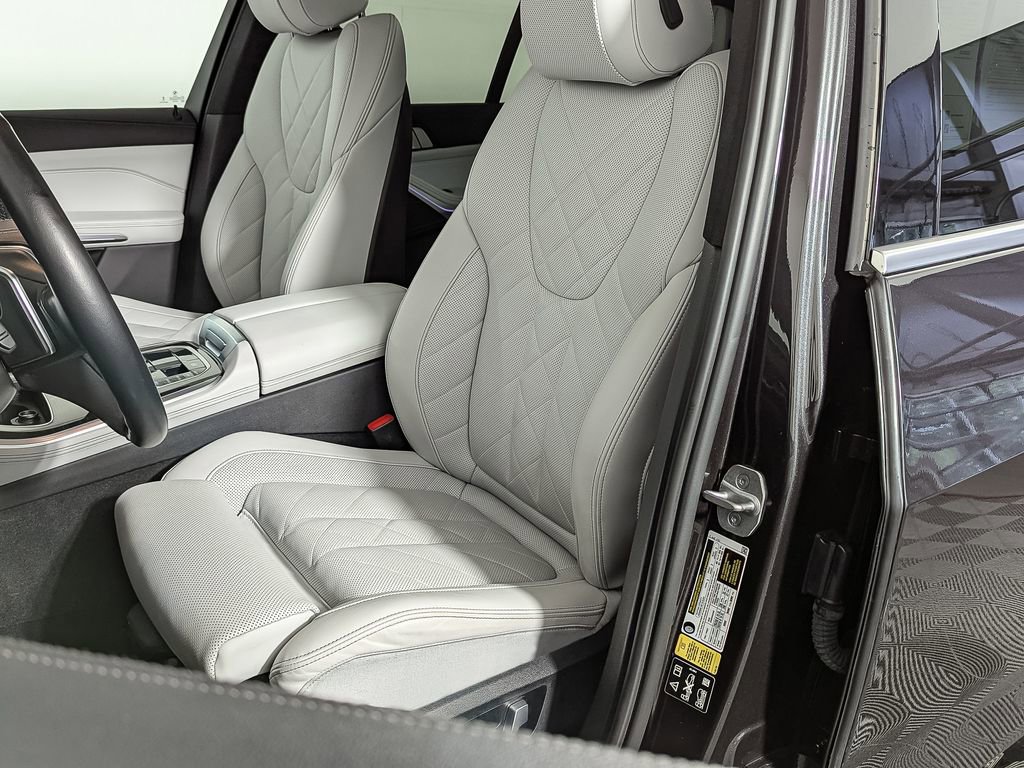 Certified 2023 BMW X5 xDrive40i w/ Premium Package image 16