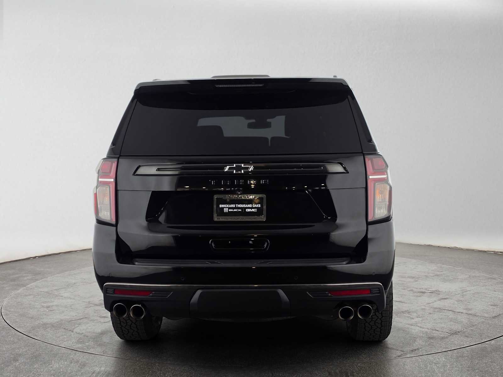 Used 2022 Chevrolet Tahoe Z71 w/ Z71 Off-Road Package AWD/4WD image 4
