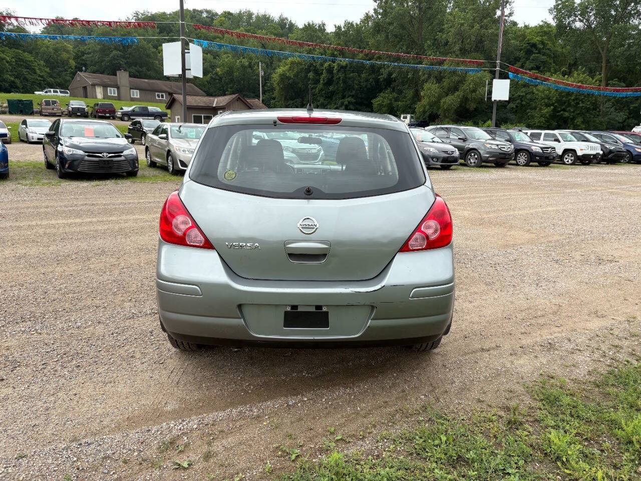 Used 2007 Nissan Versa Hatchback FWD image 14