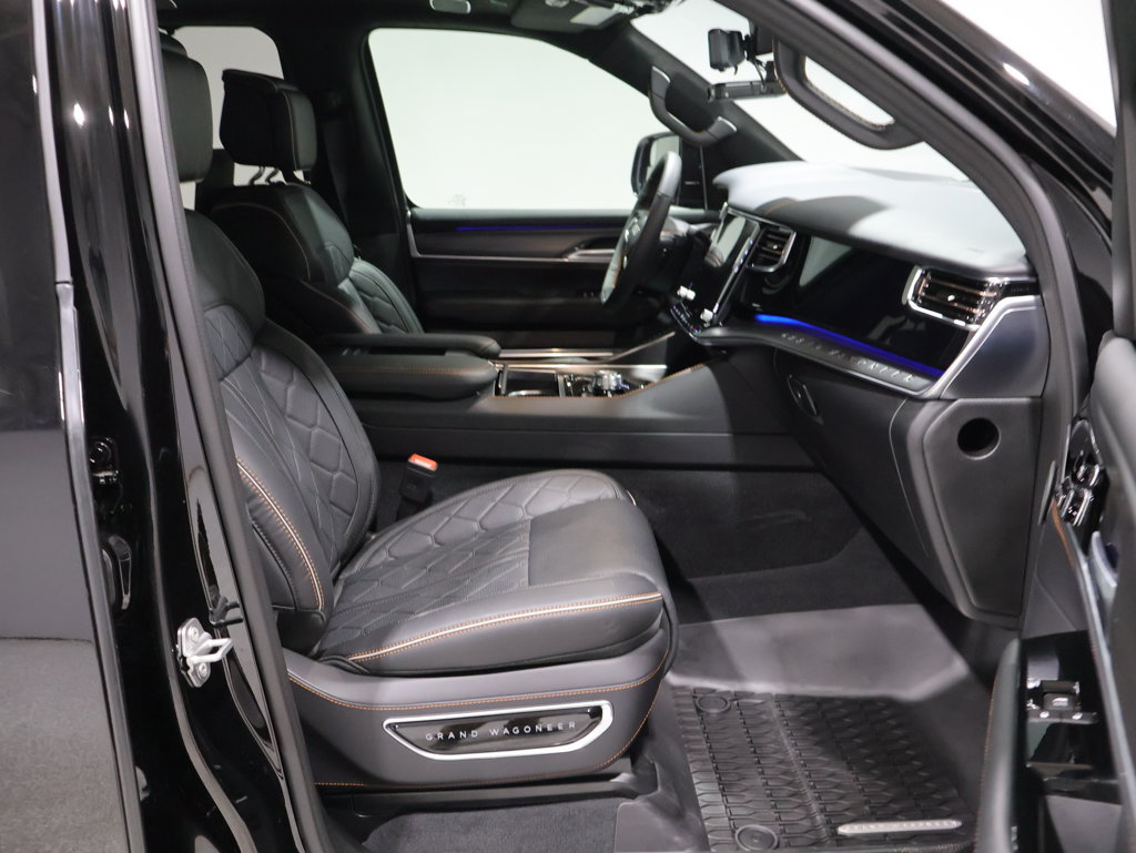 New 2026 Jeep Grand Wagoneer L Summit AWD/4WD image 25