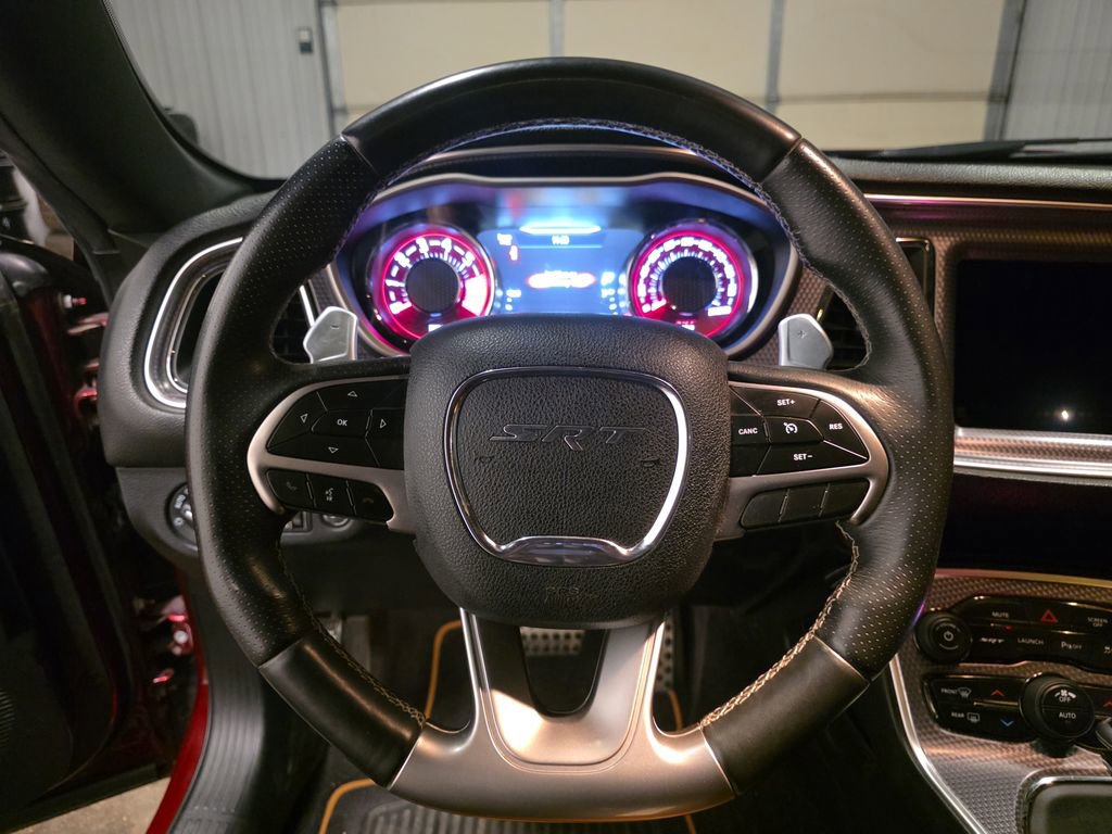 Used 2018 Dodge Challenger SRT Hellcat RWD image 26