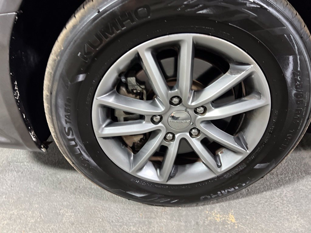 Used 2017 Dodge Grand Caravan SE FWD image 34