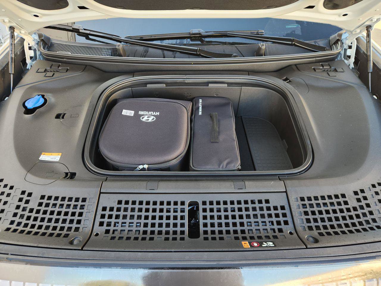 New 2026 Hyundai Ioniq 9 S image 31