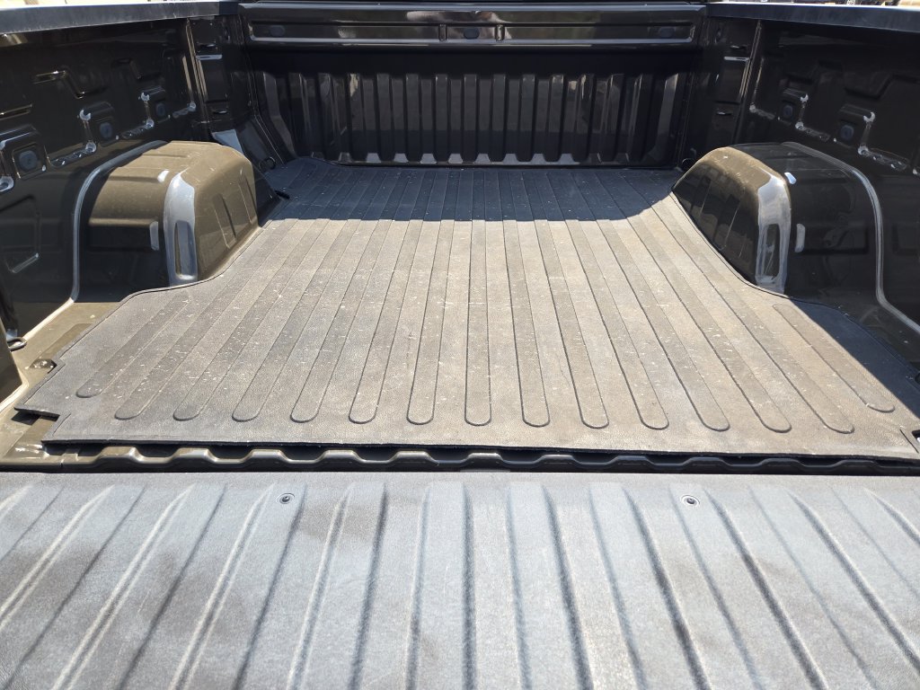 Used 2023 Chevrolet Silverado 1500 LT w/ Safety Package RWD image 33