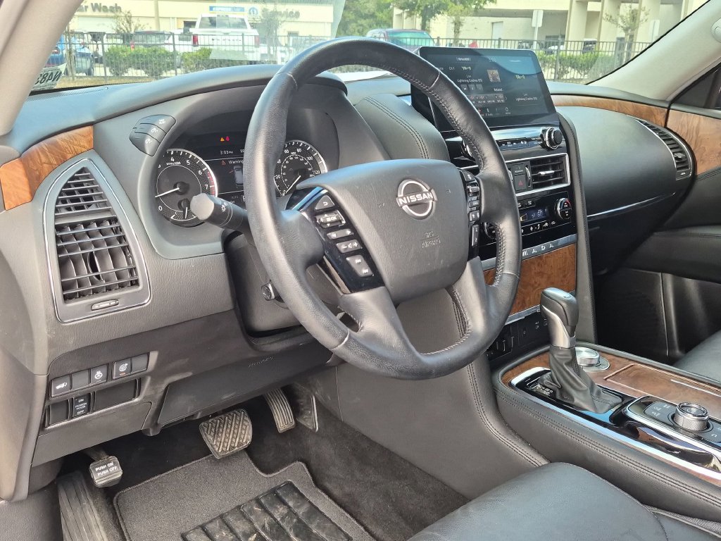 Used 2024 Nissan Armada SL w/ Captain's Chairs Package AWD/4WD image 38