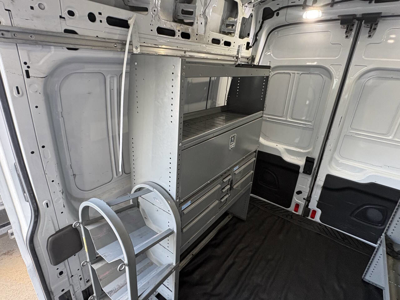 Used 2020 Ford Transit 250 148 High Roof RWD image 24