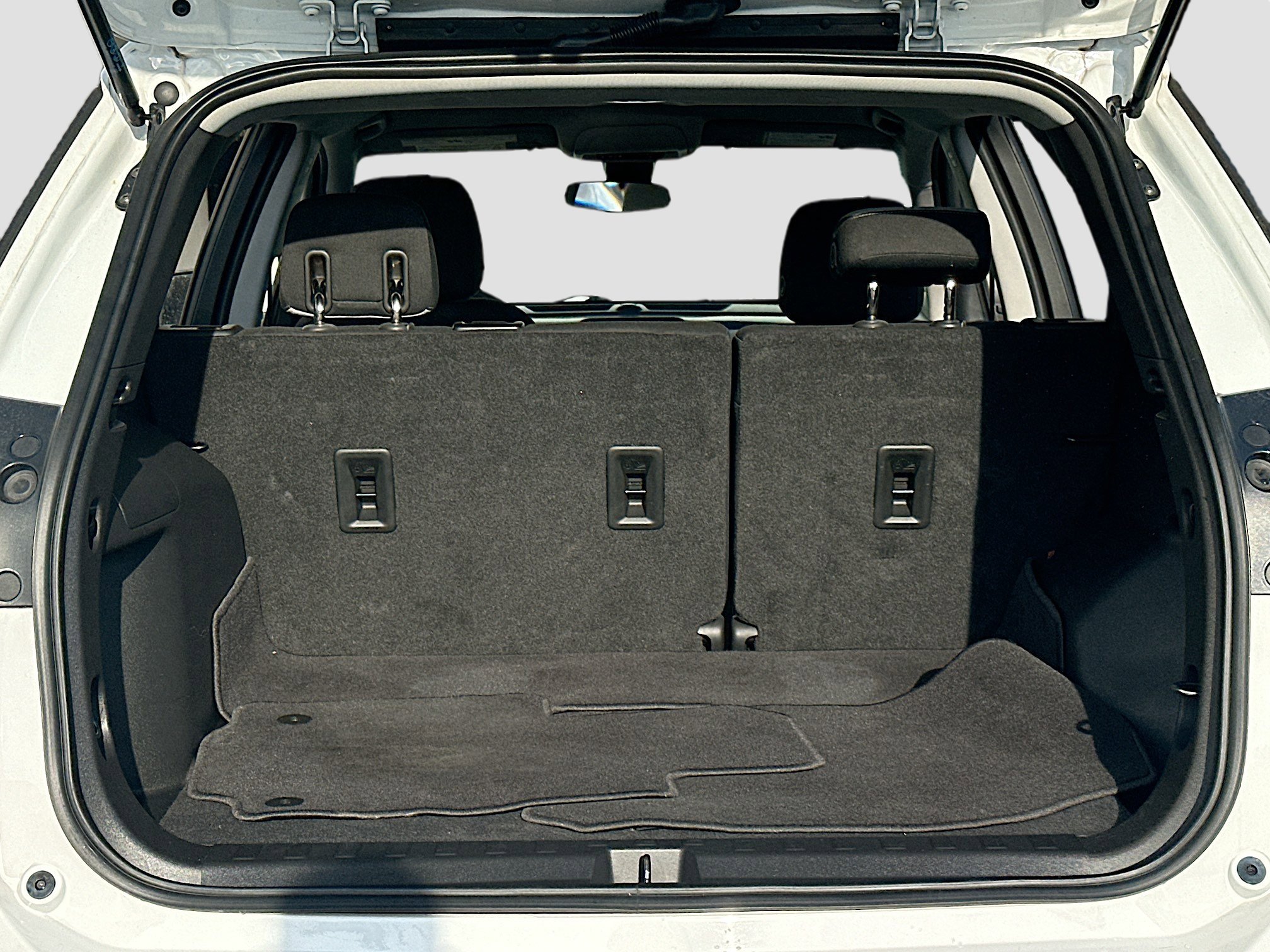 Used 2020 Chevrolet Equinox LS image 26