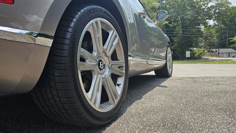 Used 2015 Bentley Continental GT image 30
