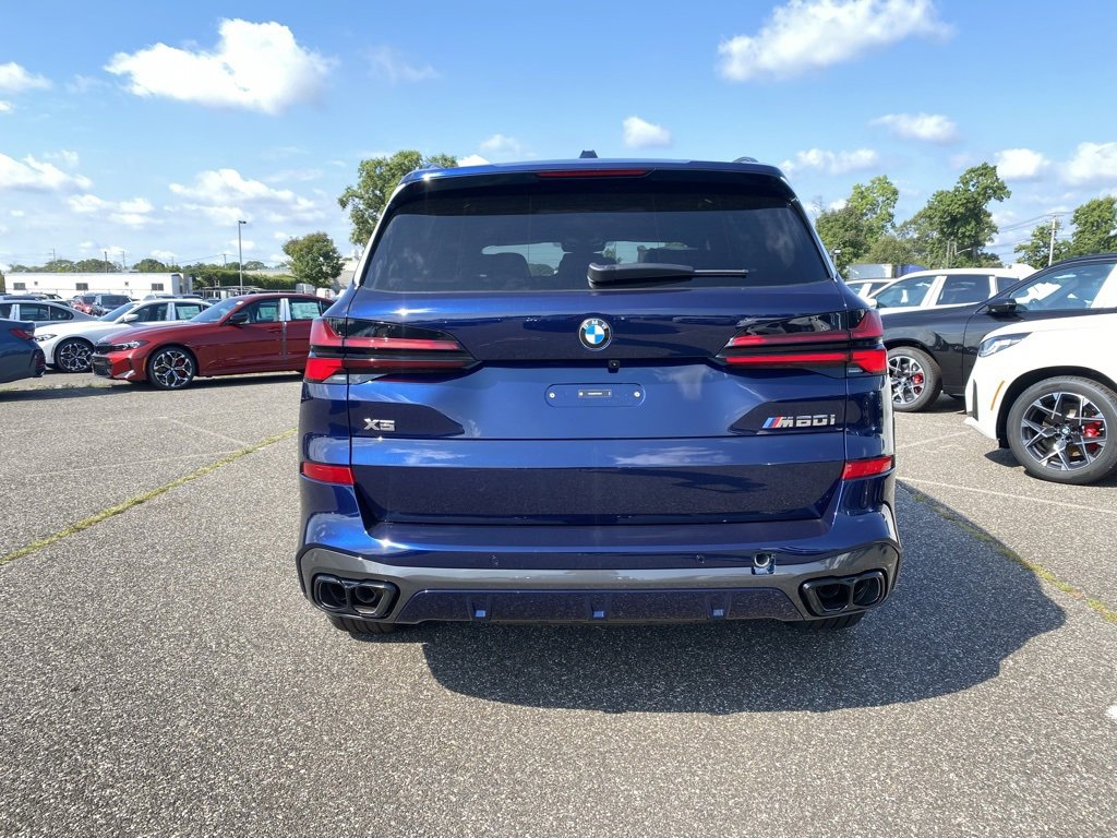 New 2026 BMW X5 M60i w/ Executive Package image 3