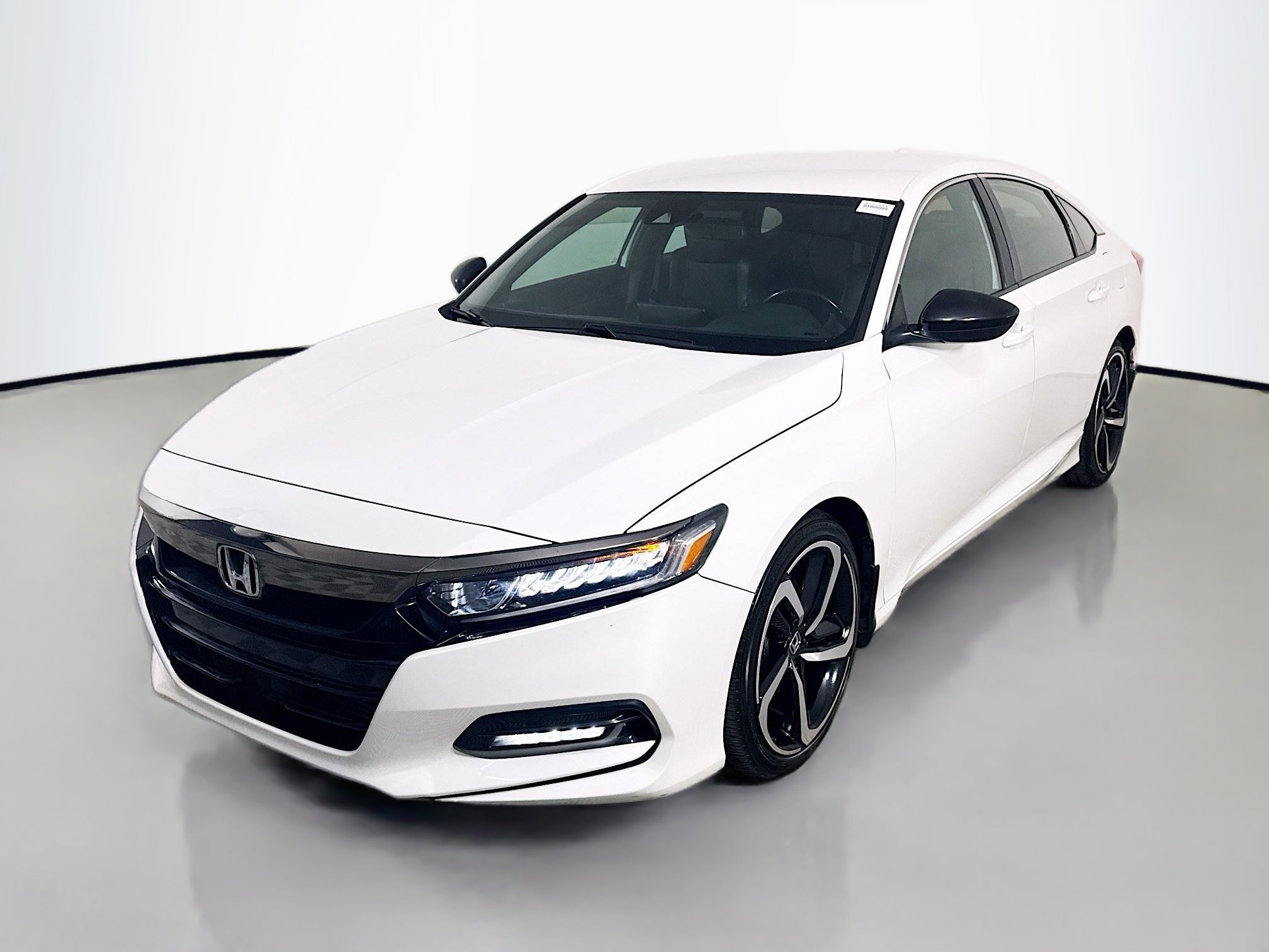 Used 2020 Honda Accord Sport image 4