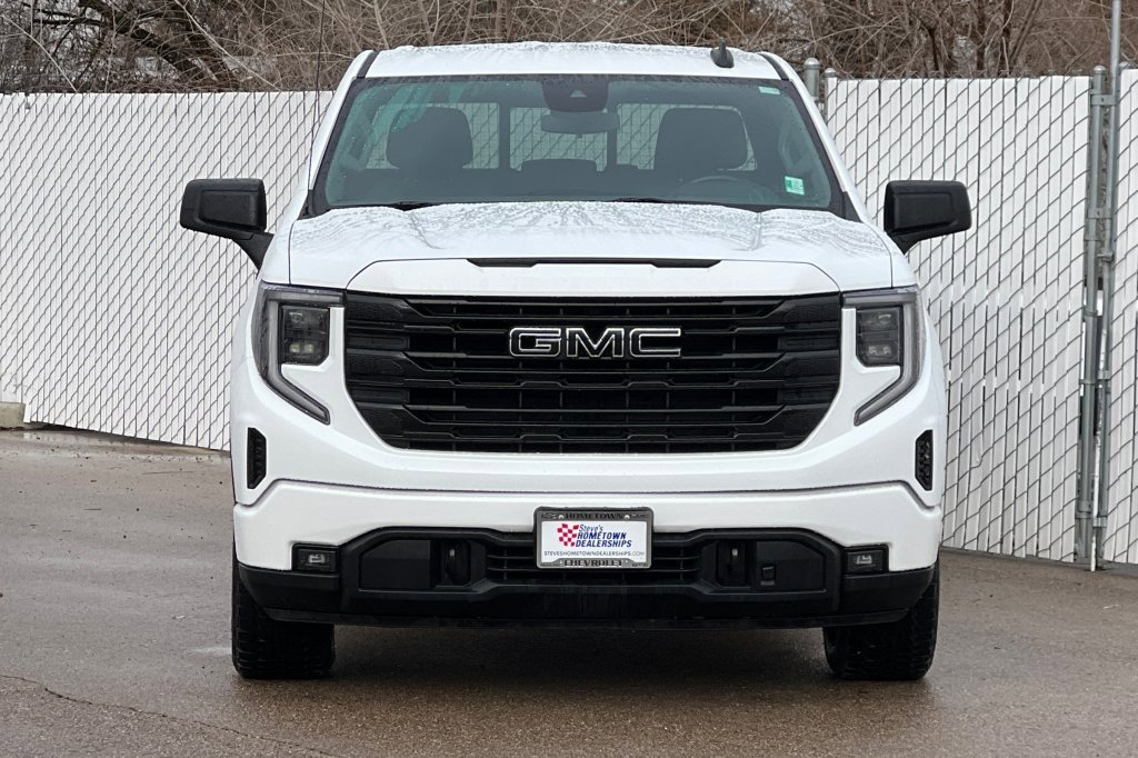 Used 2023 GMC Sierra 1500 Elevation w/ Preferred Package image 6