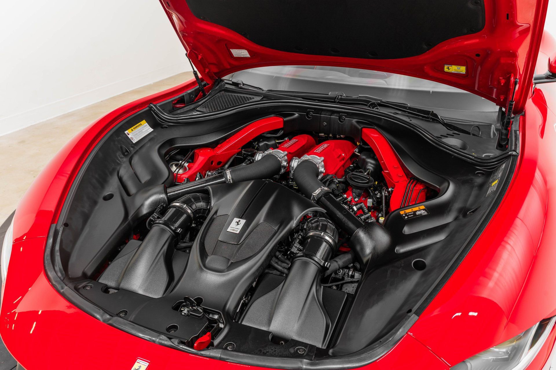 Certified 2025 Ferrari Roma Spider RWD image 82