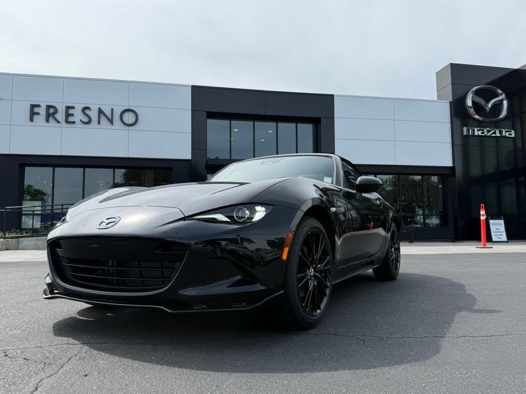 New 2026 MAZDA MX-5 Miata Club w/ Interior Package RWD 360° Tour