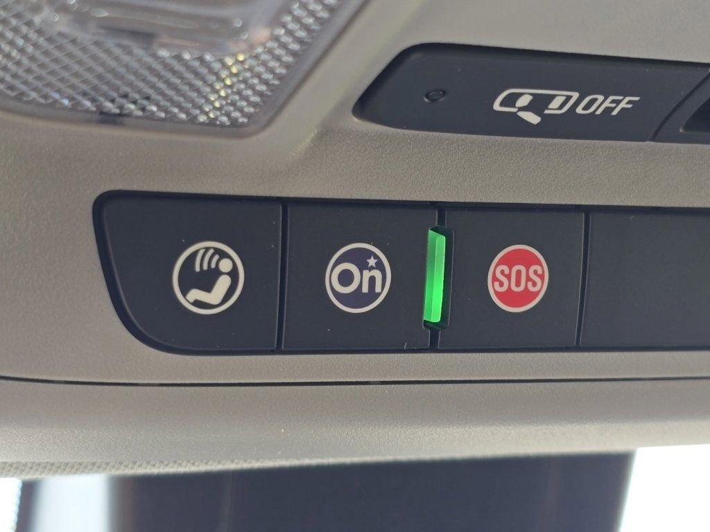 Used 2024 Chevrolet Equinox LT image 30