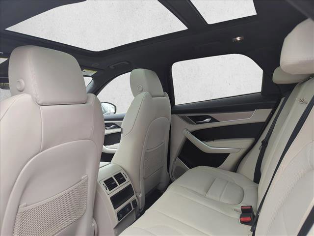 Used 2025 Jaguar F-PACE R-Dynamic S image 15