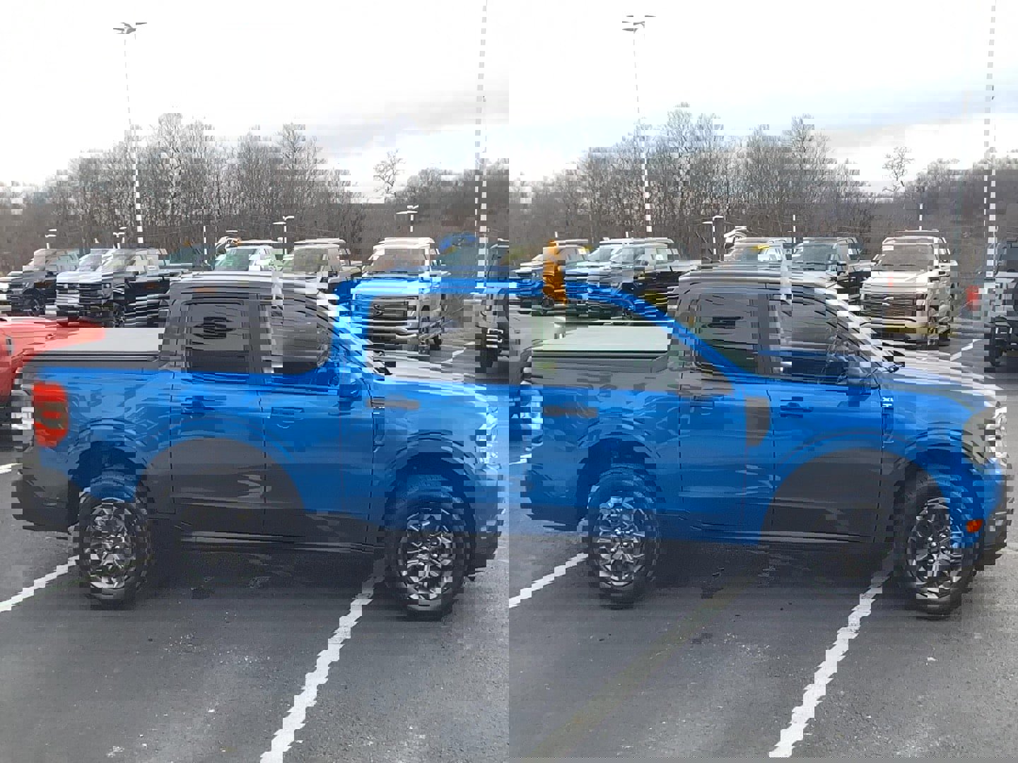 Certified 2022 Ford Maverick XLT image 4