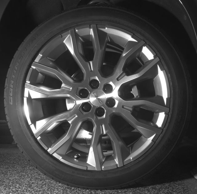 Used 2025 GMC Acadia Denali w/ Super Cruise Package FWD image 13