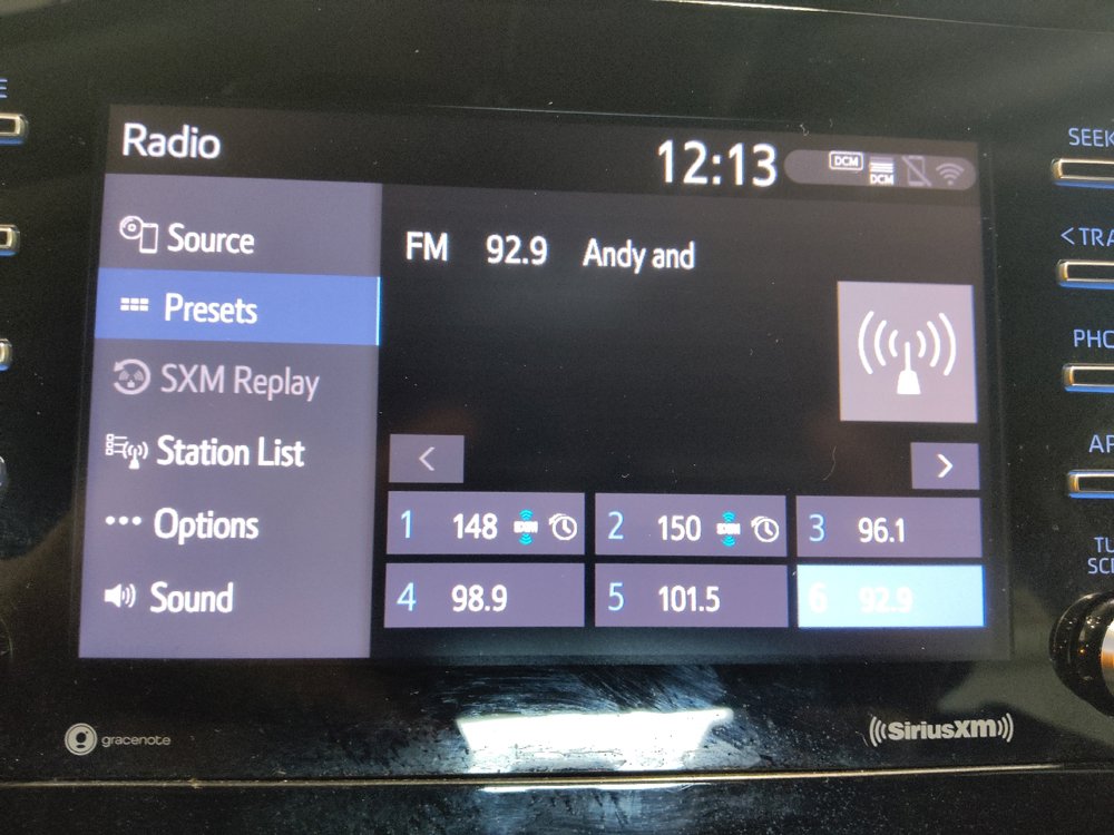 Used 2021 Toyota Camry LE FWD image 25