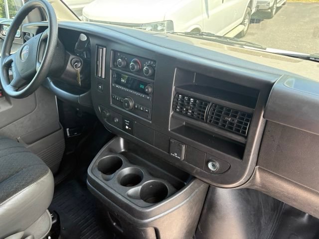 Used 2025 GMC Savana 2500 w/ Driver Convenience Package RWD image 22