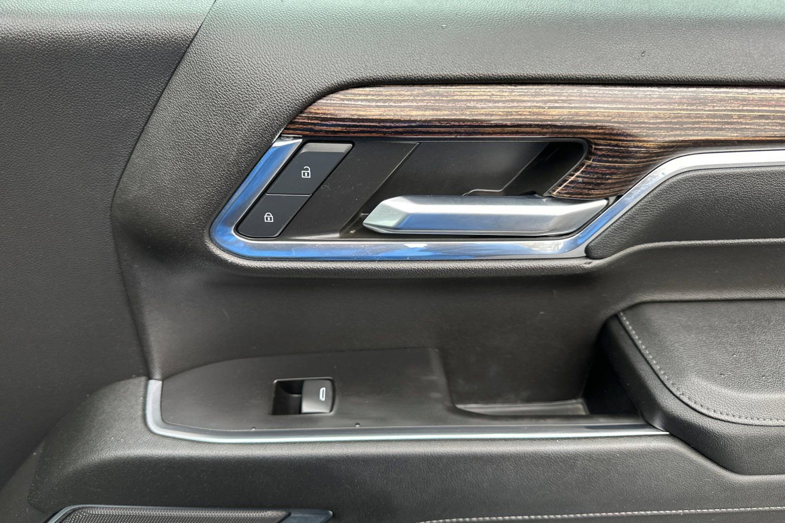 Used 2024 GMC Sierra 1500 Elevation RWD image 20