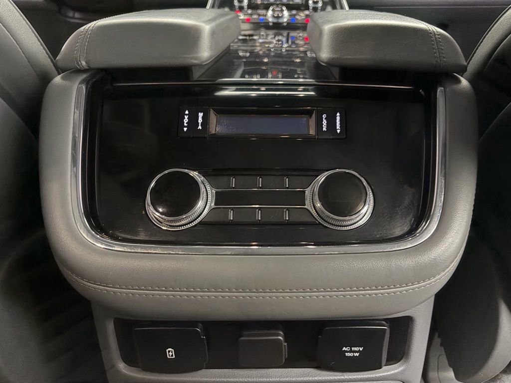 Used 2019 Lincoln Navigator Reserve image 46