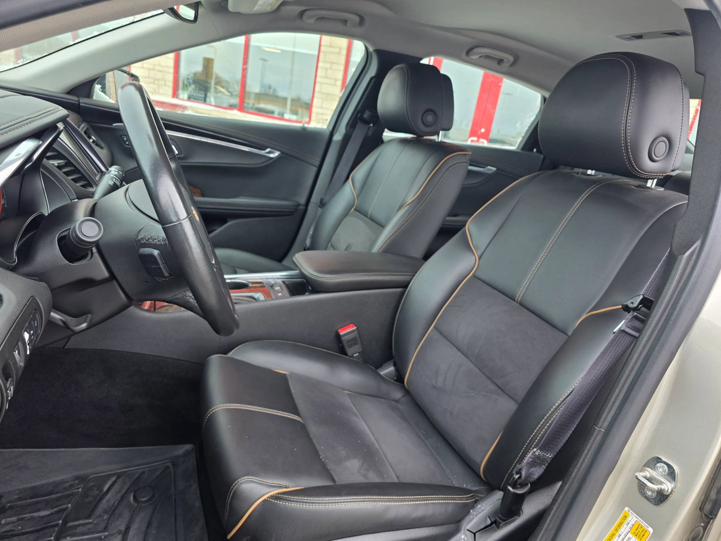 Used 2014 Chevrolet Impala LT w/ Premium Seating Package image 9