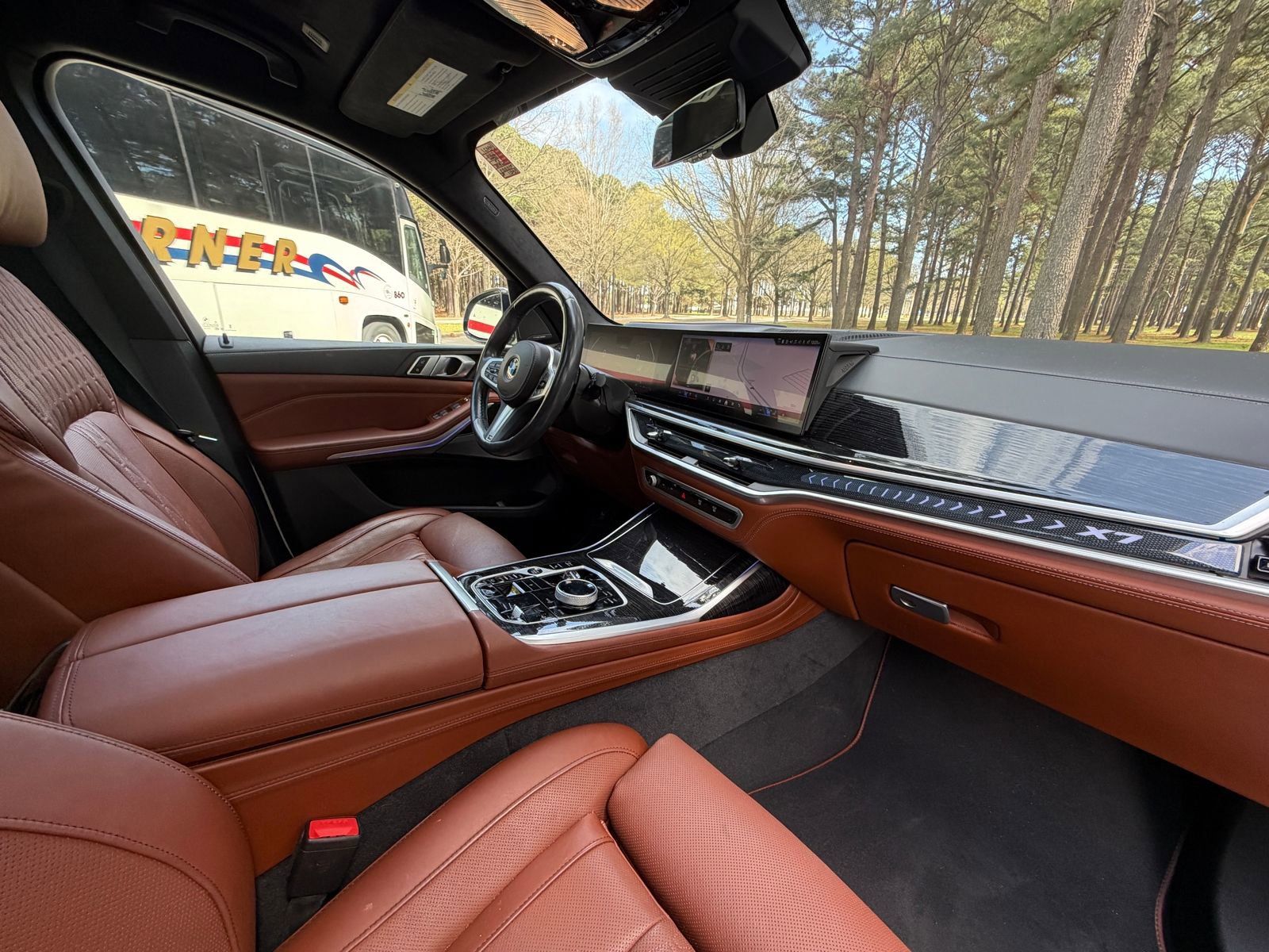 Used 2024 BMW X7 xDrive40i w/ Executive Package image 20