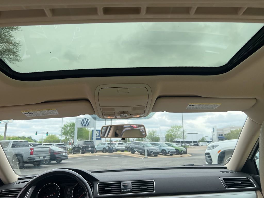 Used 2019 Volkswagen Passat 2.0T Wolfsburg w/ Wheels & Sunroof Package FWD image 21