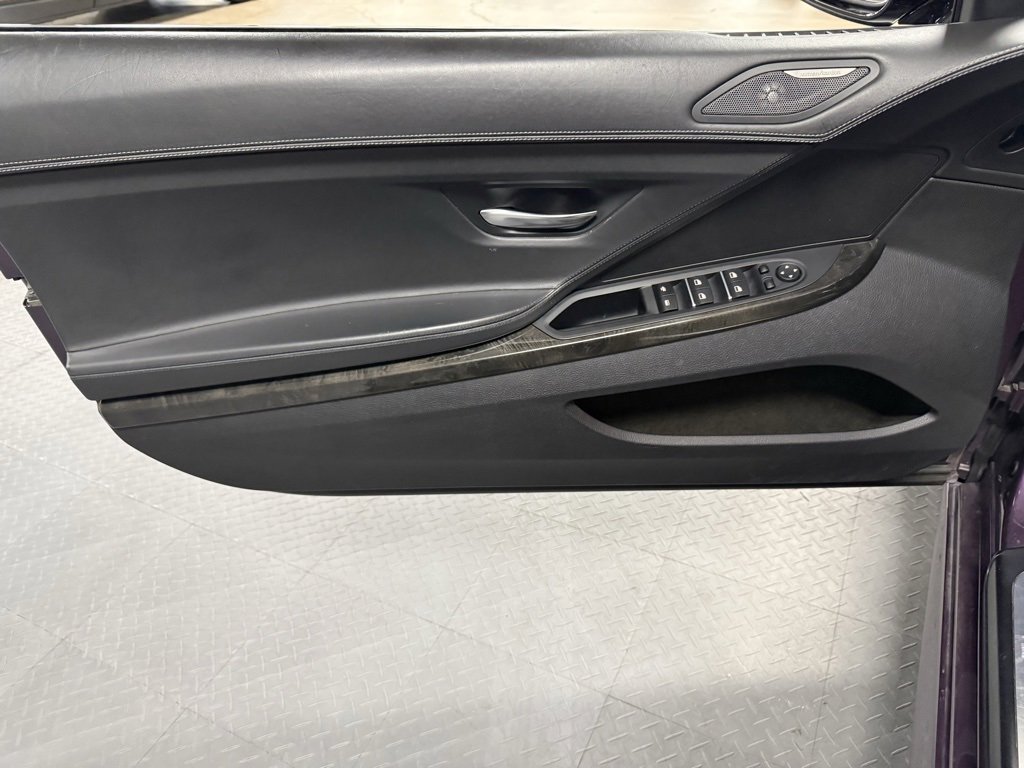 Used 2018 BMW 650i Convertible image 8