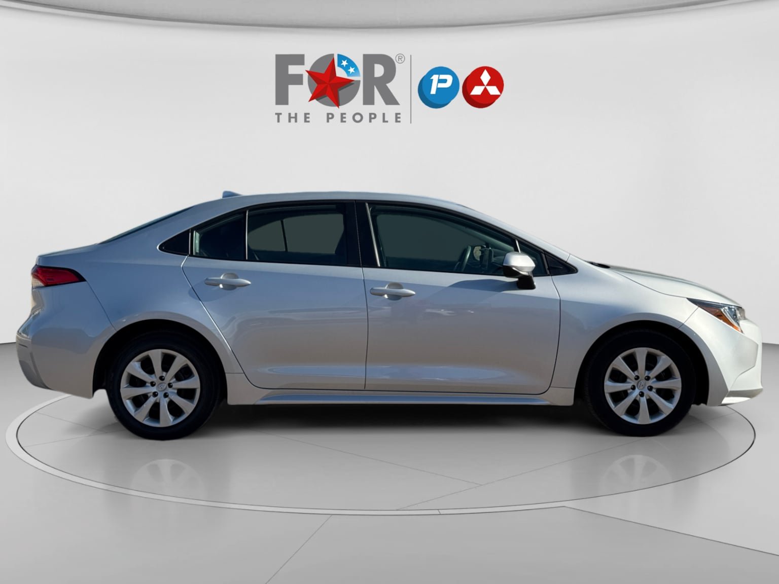 Used 2025 Toyota Corolla LE FWD image 6